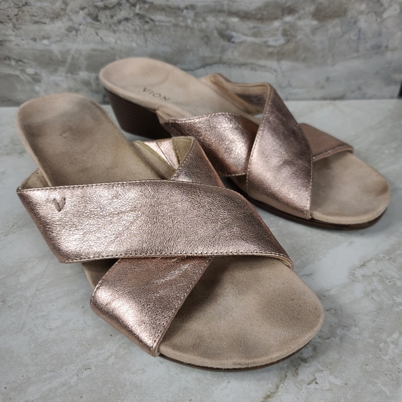 Vionic KARA Rose Gold Metallic Leather Cross-Band Demi-Wedge Sandals 11 - Picture 1 of 9